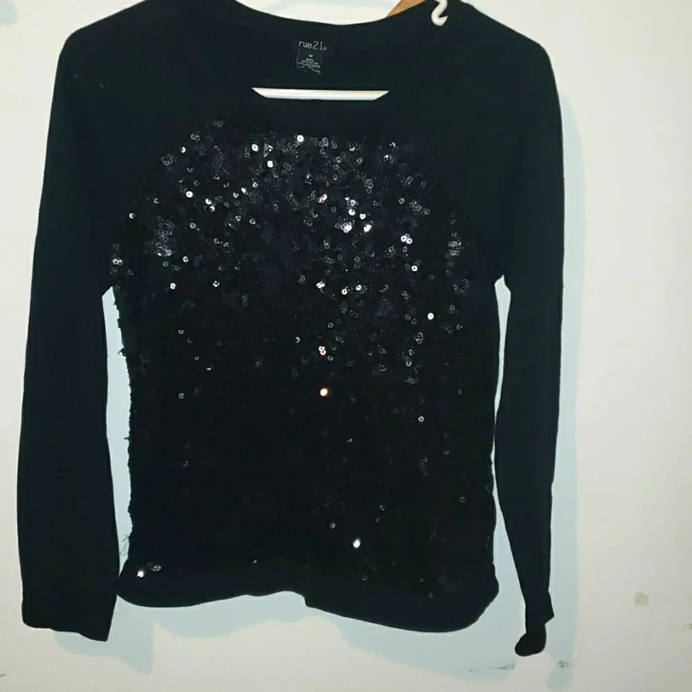 5/$20 Rue21 - Picture 1 of 3